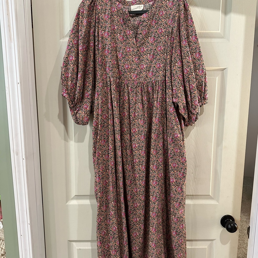 Universal Threat Floral Pink Maxi Dress Bubble Sleeves Large